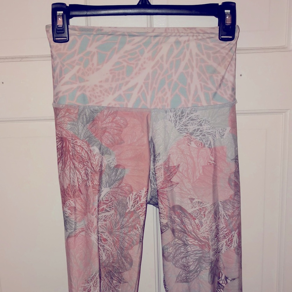 ONZIE flow workout leggings S/M